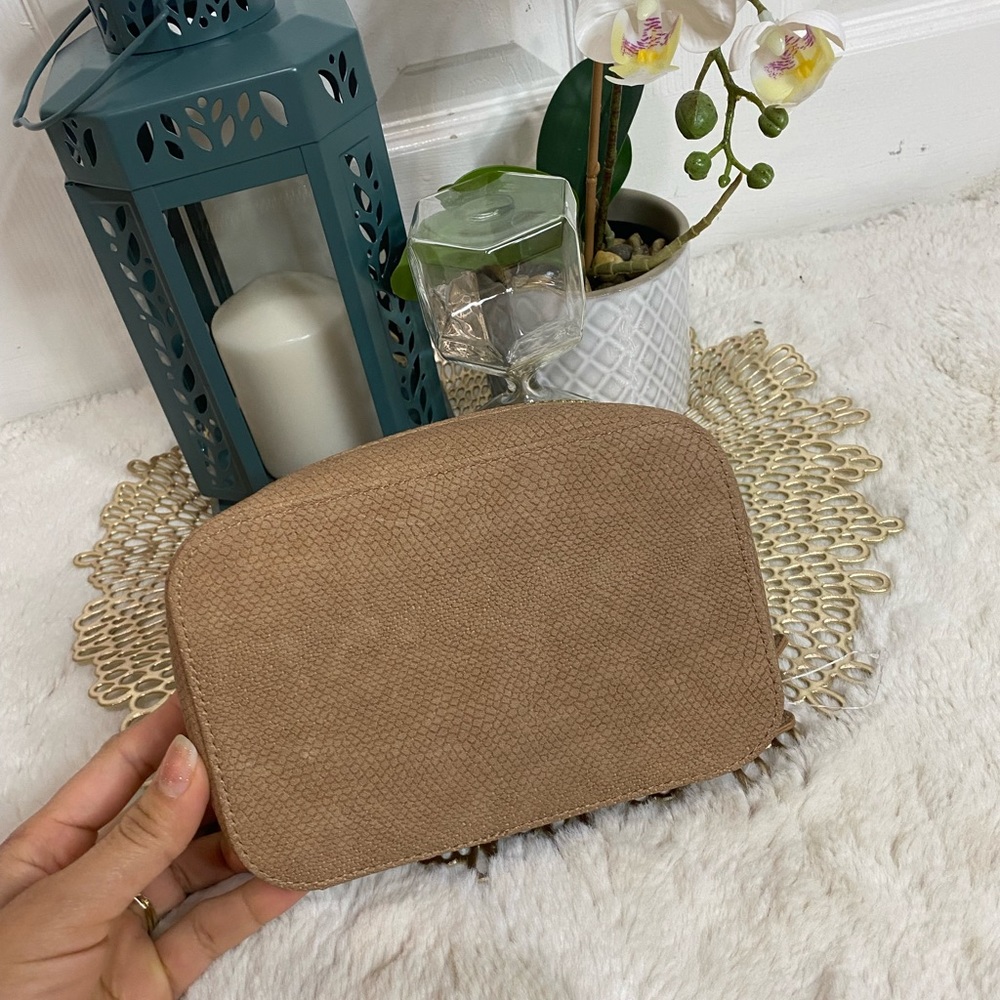 TRISH MCEVOY COSMETICS BAGS & POUCHES